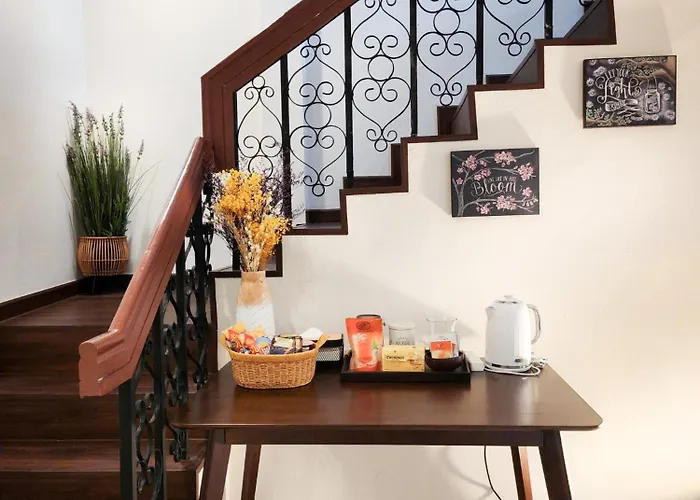 Asokes Hidden Gem Cozy Next To The Park Vakantiehuis Bangkok