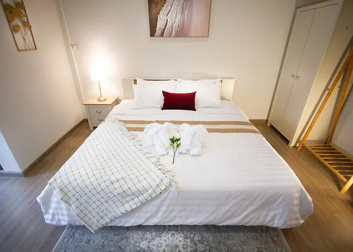 Asokes Hidden Gem Cozy Next To The Park Vakantiehuis Bangkok