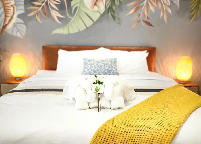 Vakantiehuis Asokes Hidden Gem Cozy Next To The Park Bangkok