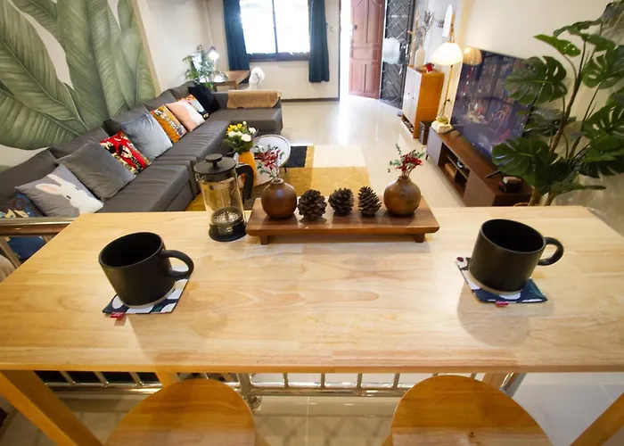 Asokes Hidden Gem Cozy Next To The Park * Bangkok