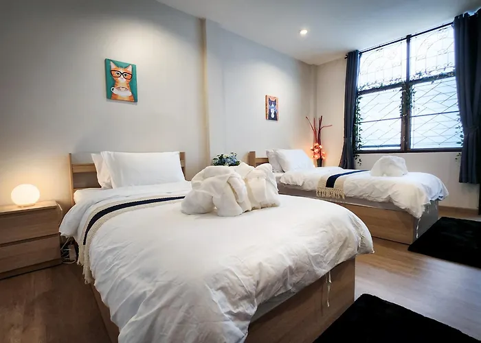 Asokes Hidden Gem Cozy Next To The Park Vakantiehuis Bangkok