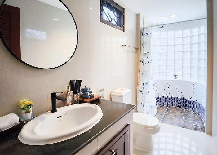 Asokes Hidden Gem Cozy Next To The Park Vakantiehuis *